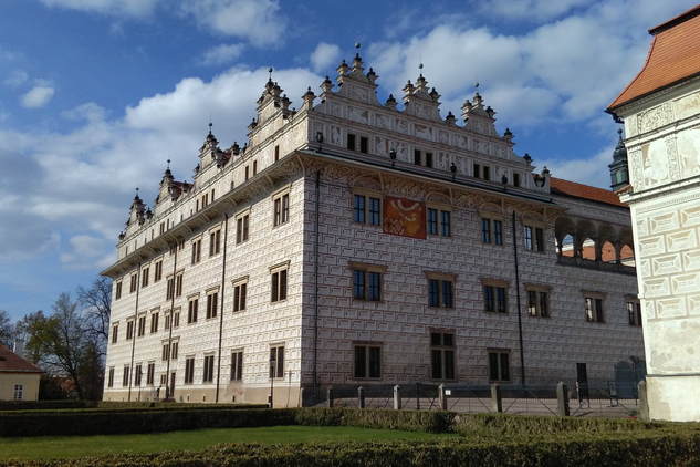 Pokles návštěvnosti na Litomyšli byl způsoben zejména odlišným a komornějším pojetím festivalu Smetanova Litomyšl